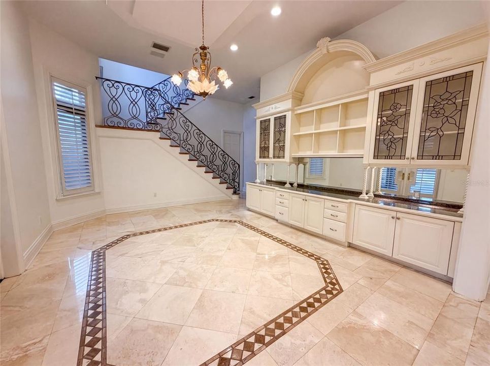 For Sale: $2,900,000 (5 beds, 6 baths, 7066 Square Feet)