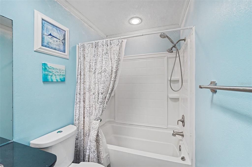 For Sale: $299,500 (3 beds, 2 baths, 1678 Square Feet)