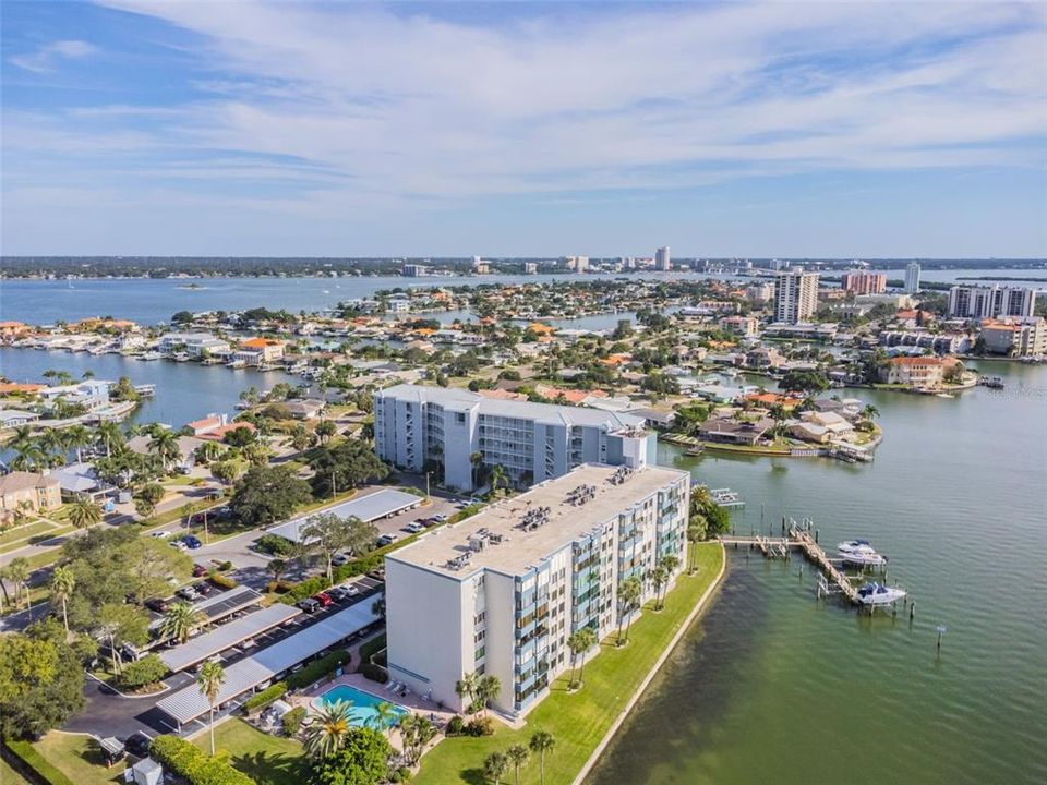 На продажу: $499,000 (2 спален, 2 ванн, 1315 Квадратных фут)