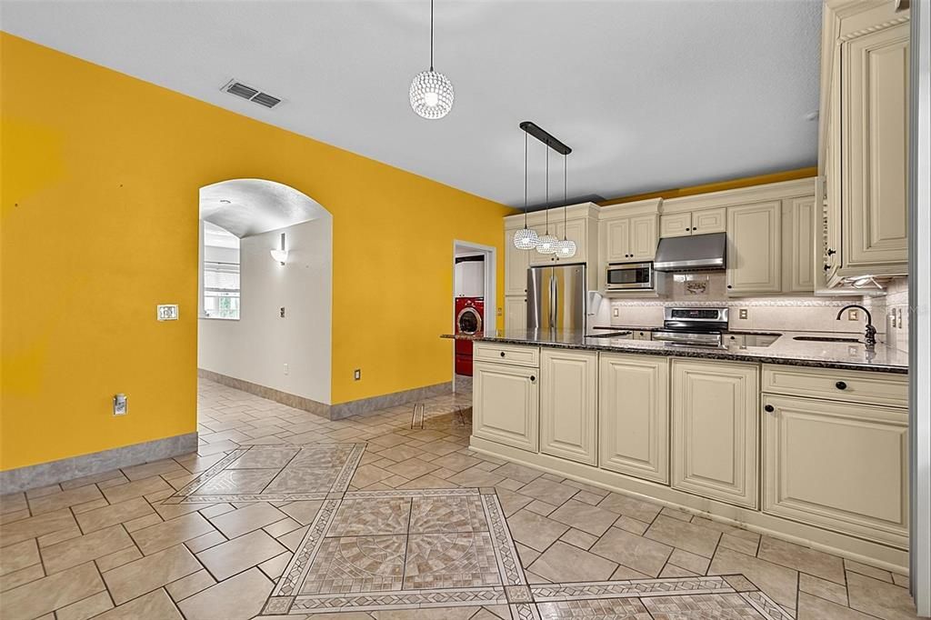 For Sale: $444,900 (6 beds, 4 baths, 3918 Square Feet)