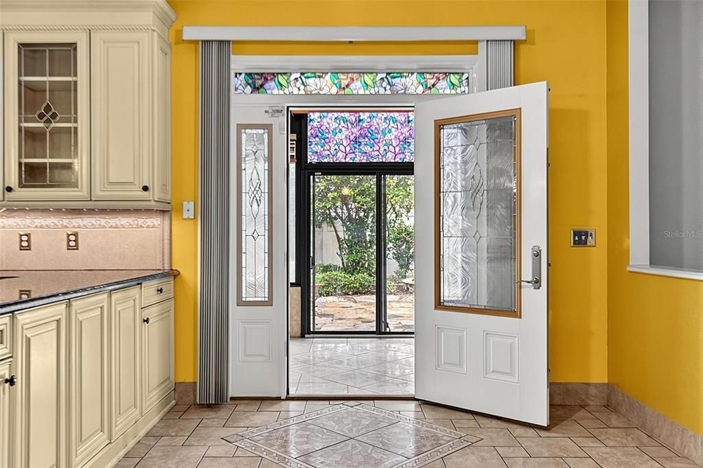 For Sale: $444,900 (6 beds, 4 baths, 3918 Square Feet)