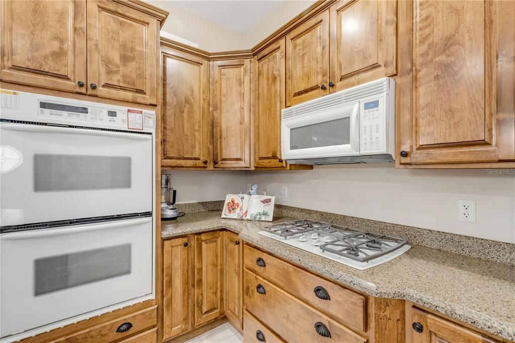 For Sale: $395,000 (3 beds, 2 baths, 2032 Square Feet)