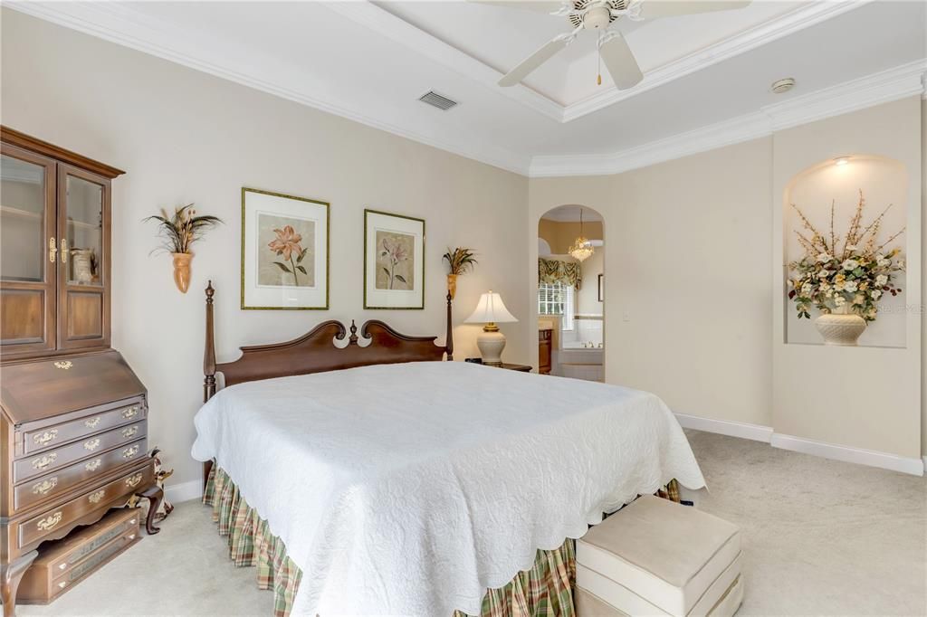 For Sale: $395,000 (3 beds, 2 baths, 2032 Square Feet)