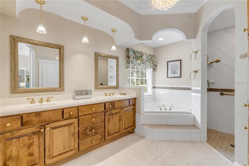 For Sale: $395,000 (3 beds, 2 baths, 2032 Square Feet)