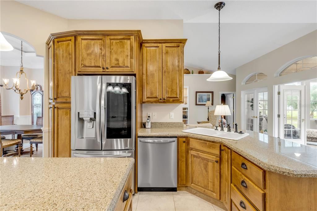 For Sale: $395,000 (3 beds, 2 baths, 2032 Square Feet)