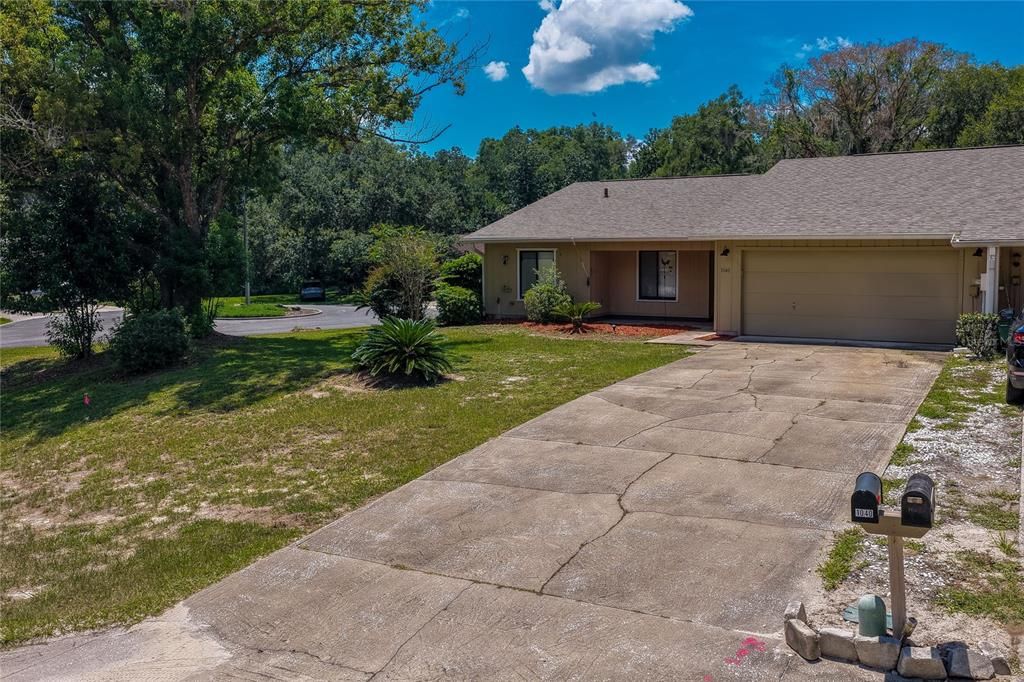 For Sale: $329,999 (3 beds, 2 baths, 1604 Square Feet)