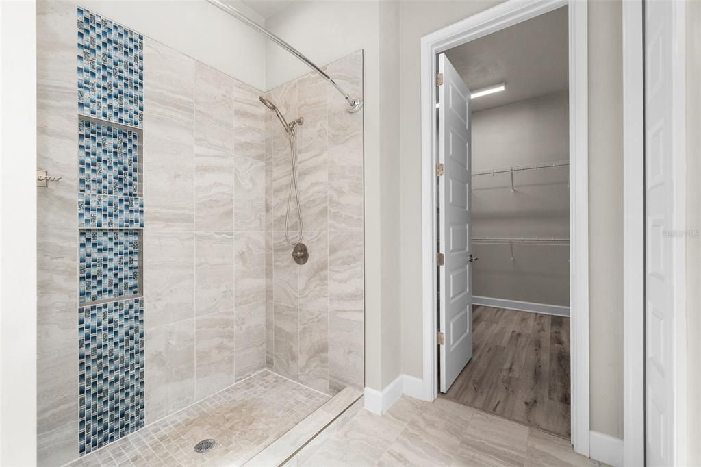 For Sale: $490,000 (4 beds, 2 baths, 2234 Square Feet)