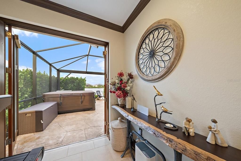 For Sale: $1,200,000 (3 beds, 2 baths, 2601 Square Feet)