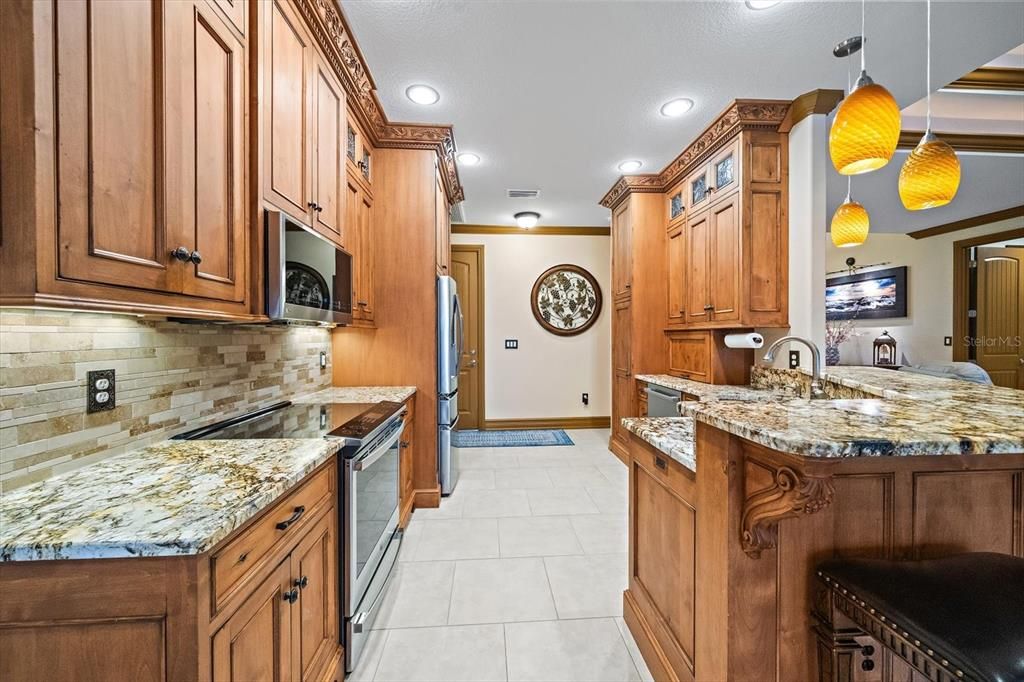 For Sale: $1,200,000 (3 beds, 2 baths, 2601 Square Feet)
