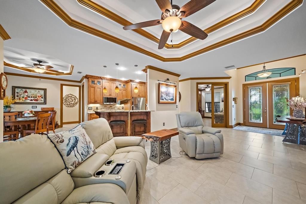 For Sale: $1,200,000 (3 beds, 2 baths, 2601 Square Feet)