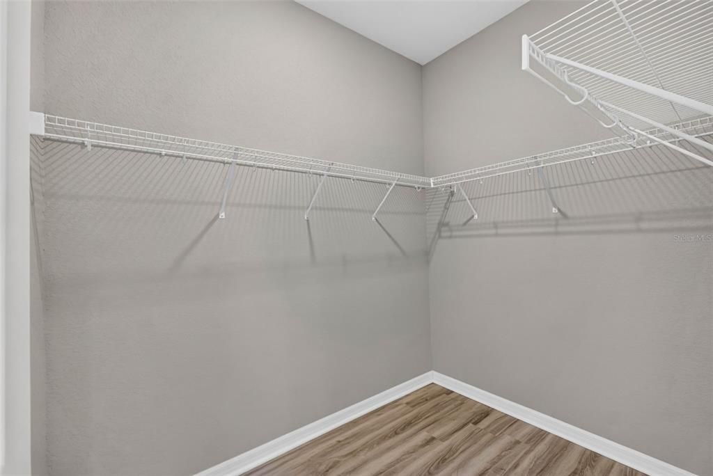 For Sale: $416,500 (3 beds, 2 baths, 2029 Square Feet)