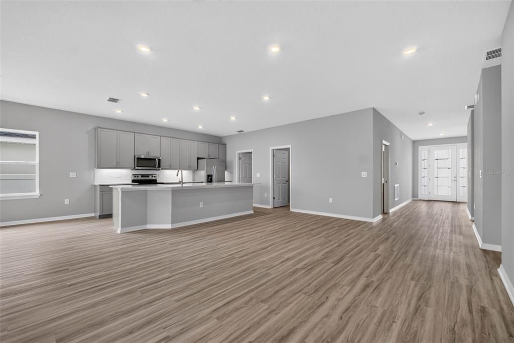 For Sale: $416,500 (3 beds, 2 baths, 2029 Square Feet)