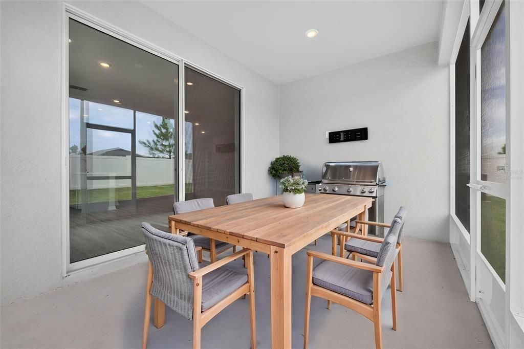For Sale: $416,500 (3 beds, 2 baths, 2029 Square Feet)