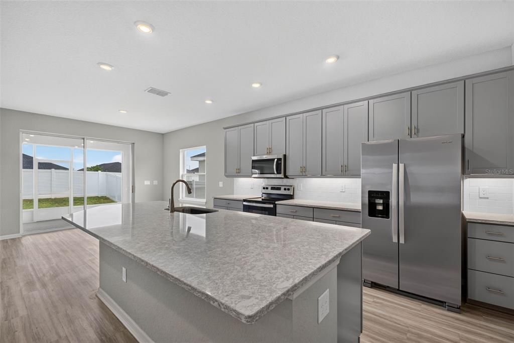 For Sale: $416,500 (3 beds, 2 baths, 2029 Square Feet)