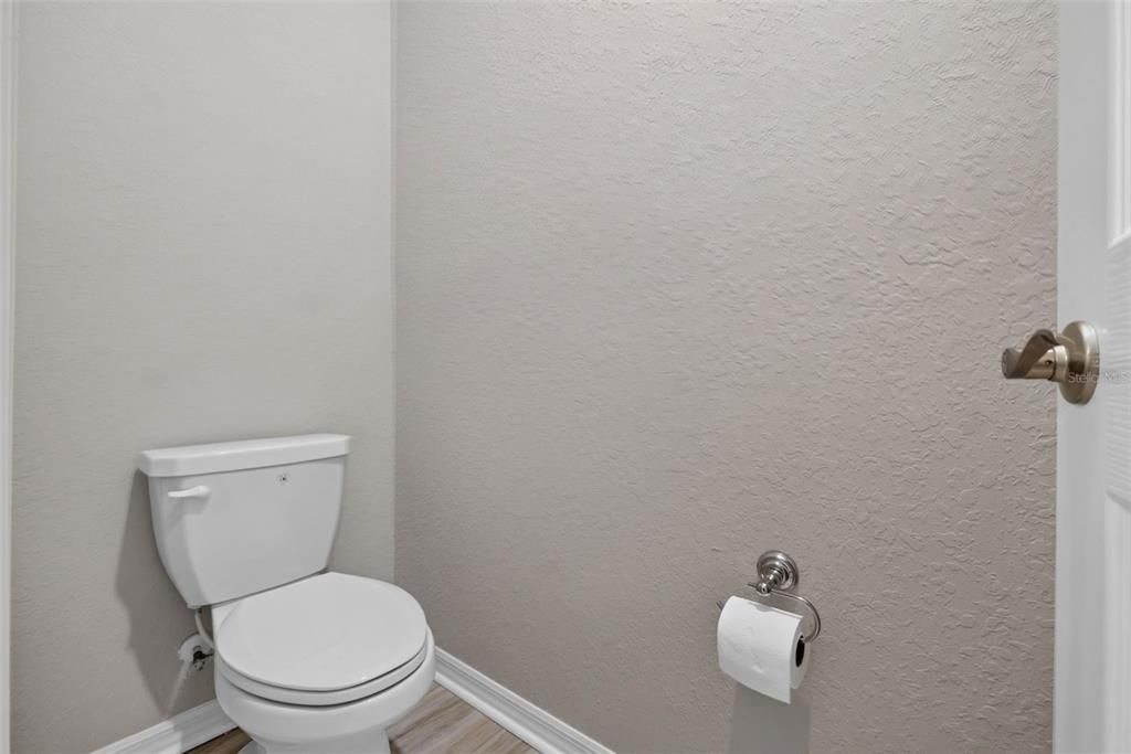 For Sale: $416,500 (3 beds, 2 baths, 2029 Square Feet)