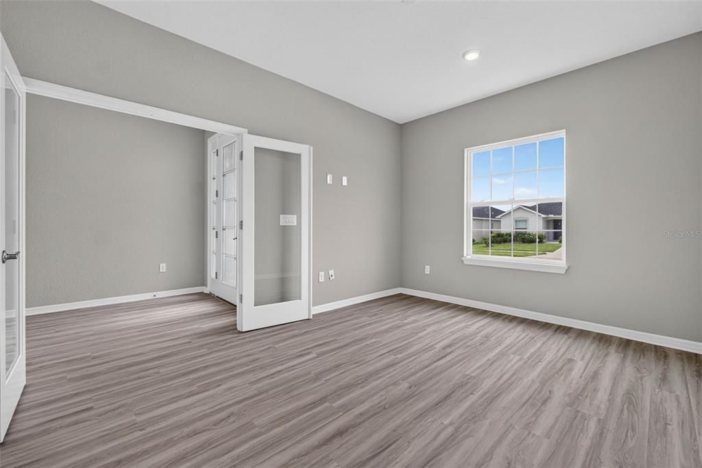 For Sale: $416,500 (3 beds, 2 baths, 2029 Square Feet)