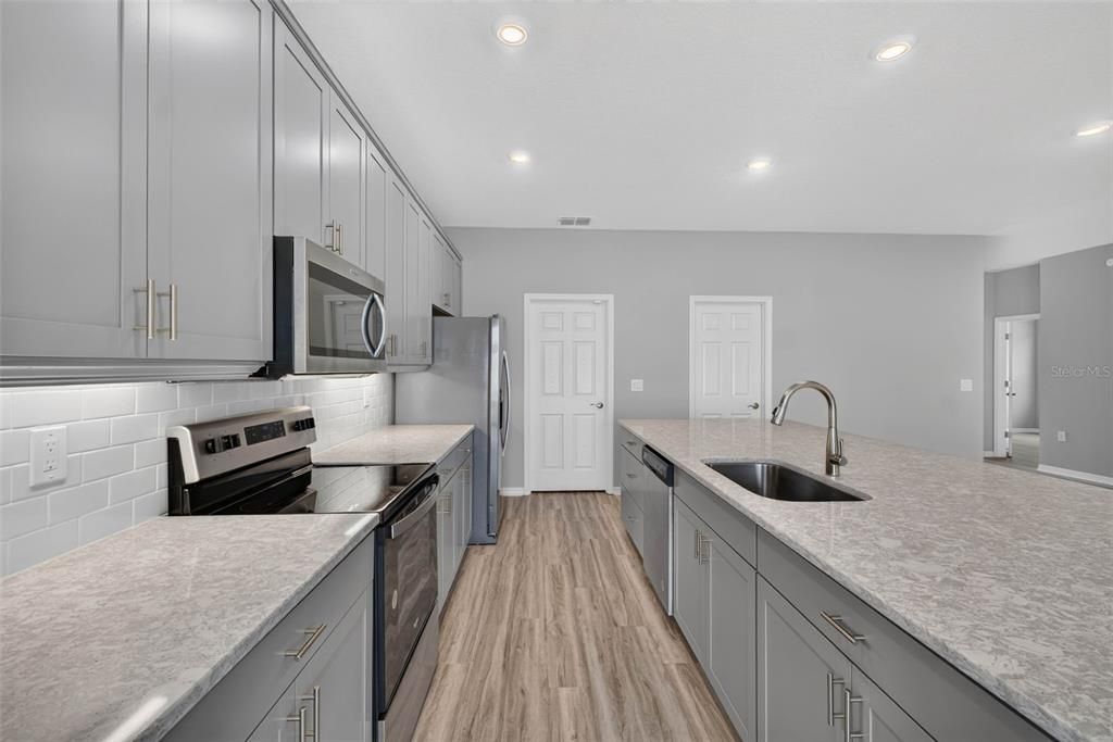 For Sale: $416,500 (3 beds, 2 baths, 2029 Square Feet)