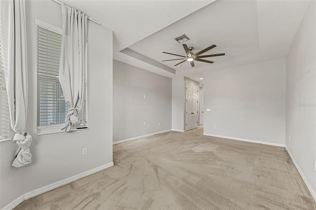 For Sale: $500,000 (4 beds, 3 baths, 2623 Square Feet)