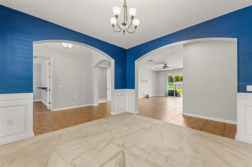 For Sale: $500,000 (4 beds, 3 baths, 2623 Square Feet)