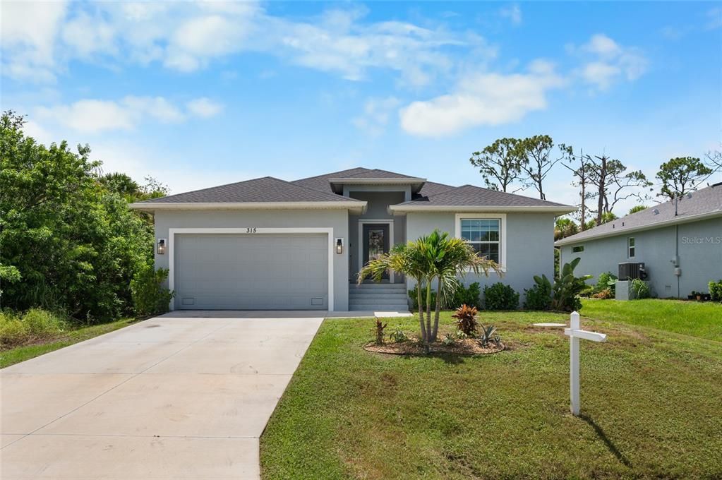 For Sale: $319,900 (3 beds, 2 baths, 1601 Square Feet)