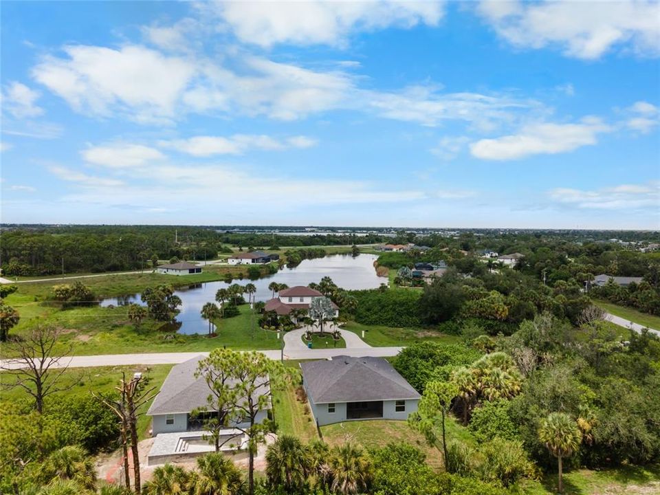 For Sale: $319,900 (3 beds, 2 baths, 1601 Square Feet)