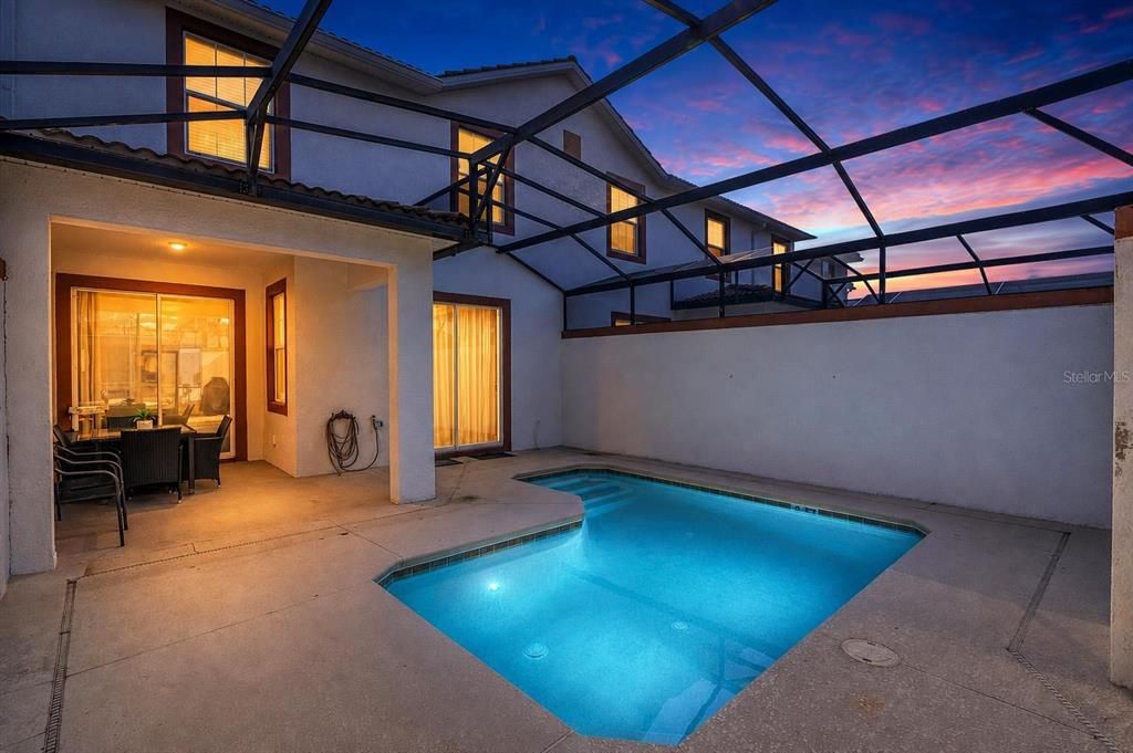 En Venta: $450,000 (4 camas, 3 baños, 1914 Pies cuadrados)