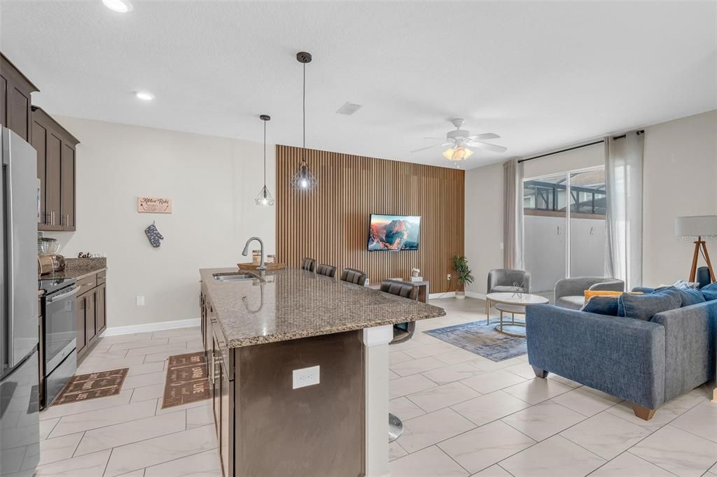 En Venta: $450,000 (4 camas, 3 baños, 1914 Pies cuadrados)