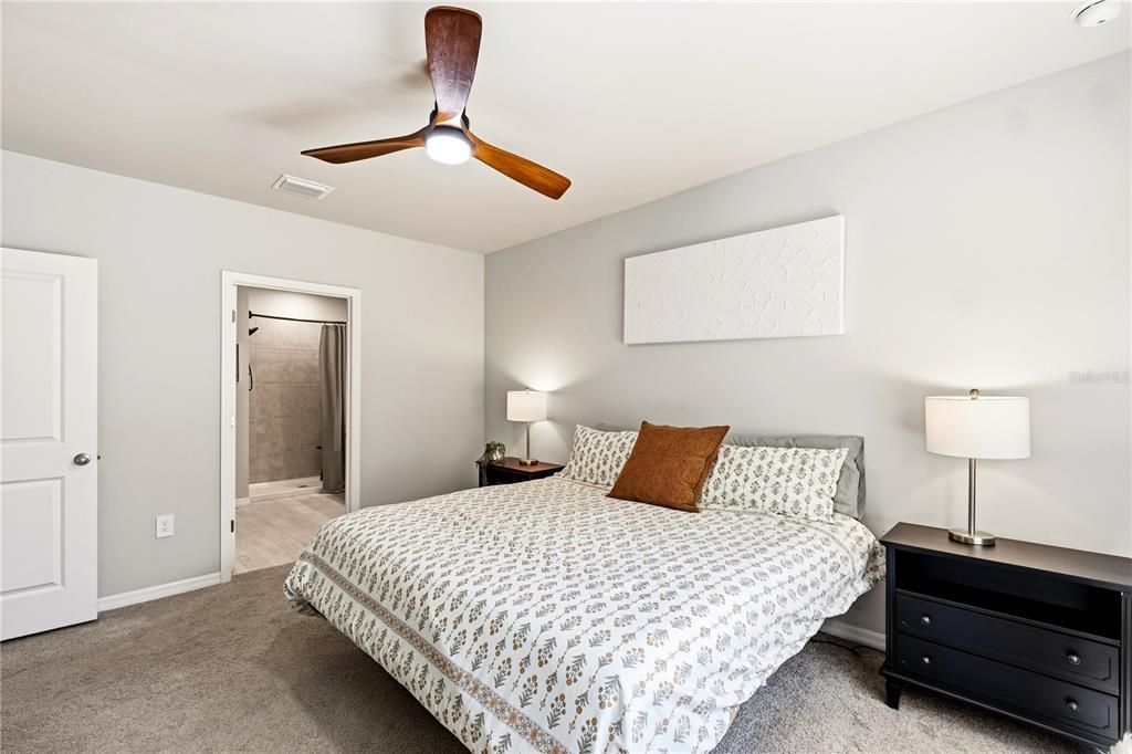 For Sale: $339,000 (4 beds, 2 baths, 1828 Square Feet)