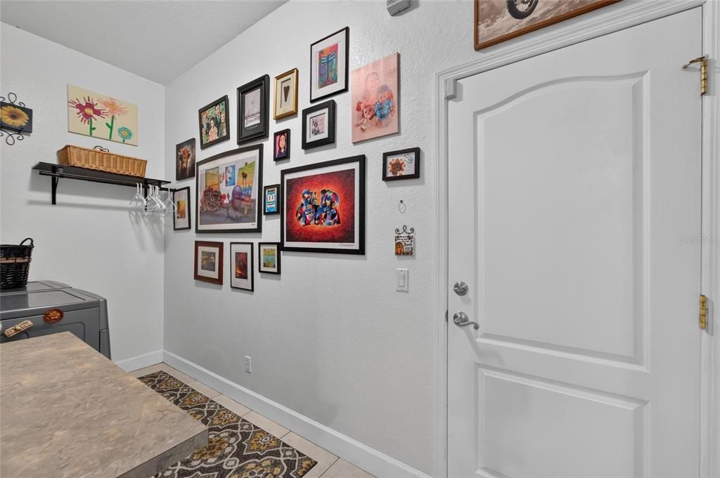 En Venta: $499,900 (5 camas, 3 baños, 3019 Pies cuadrados)
