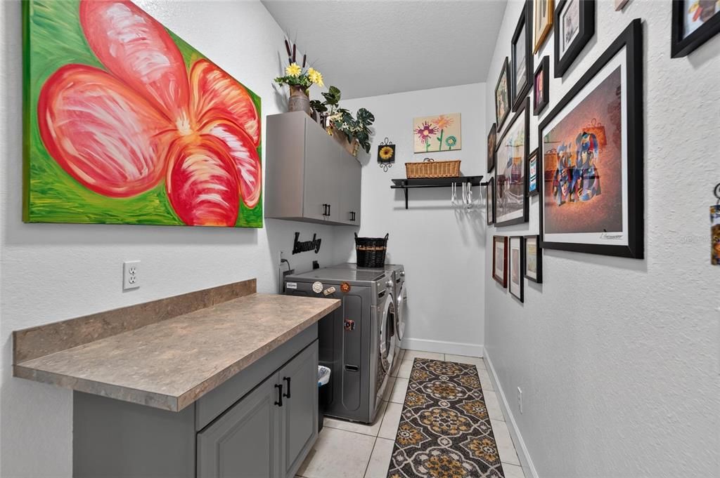 En Venta: $499,900 (5 camas, 3 baños, 3019 Pies cuadrados)