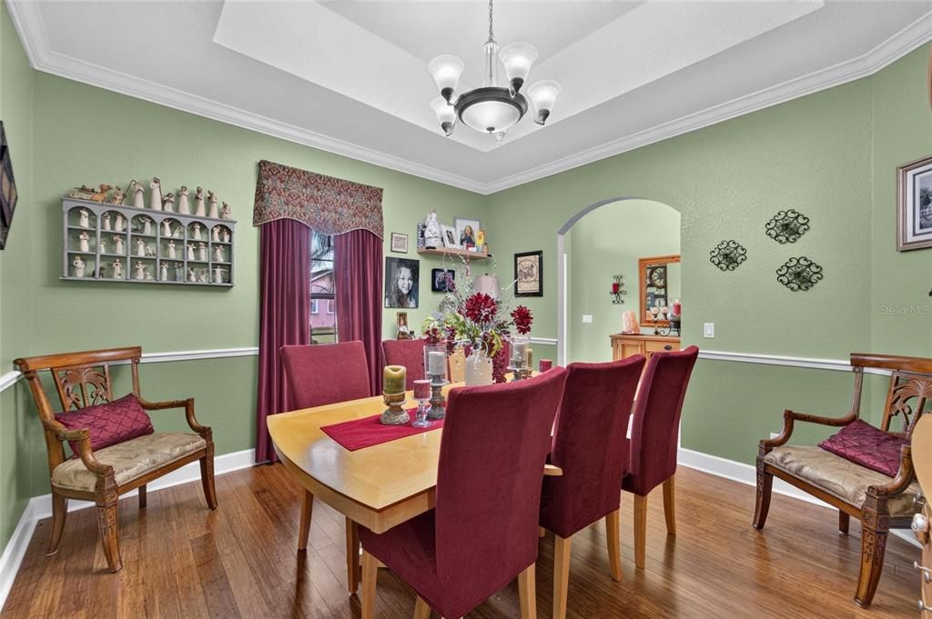En Venta: $499,900 (5 camas, 3 baños, 3019 Pies cuadrados)