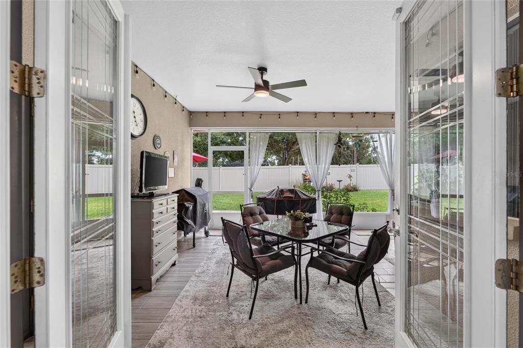 En Venta: $499,900 (5 camas, 3 baños, 3019 Pies cuadrados)