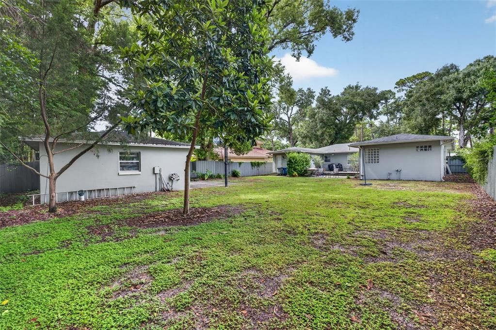 待售: $1,495,000 (0.29 acres)