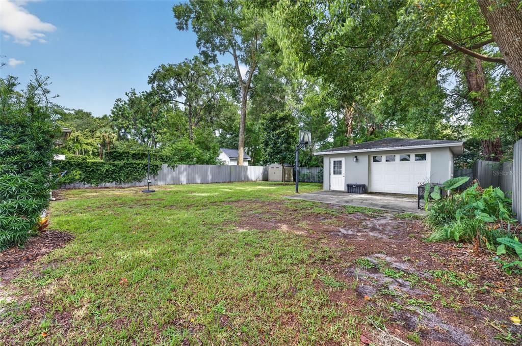 待售: $1,495,000 (0.29 acres)