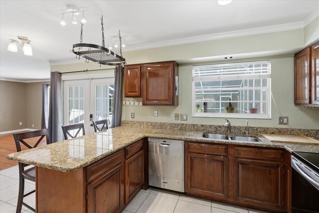 For Sale: $380,000 (3 beds, 2 baths, 1896 Square Feet)