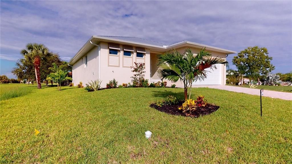 For Rent: $2,100 (3 beds, 2 baths, 1669 Square Feet)