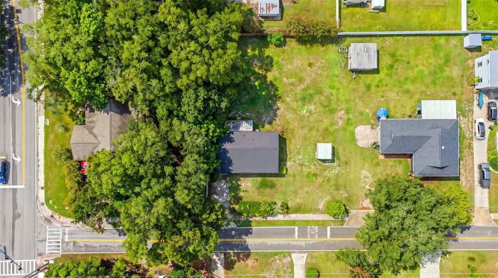 For Sale: $250,000 (3 beds, 1 baths, 888 Square Feet)