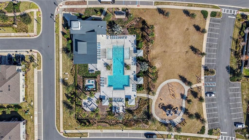 For Rent: $4,250 (5 beds, 3 baths, 3078 Square Feet)