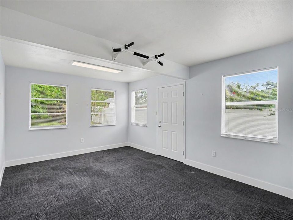 For Sale: $280,000 (3 beds, 2 baths, 1710 Square Feet)