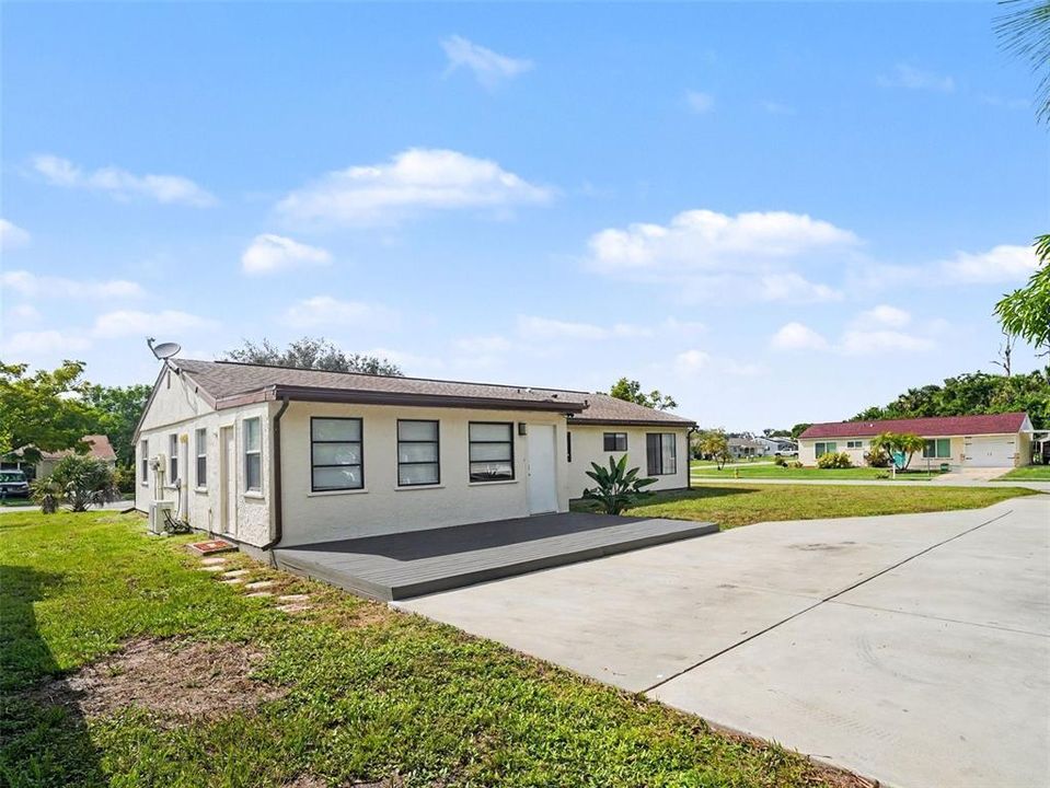 For Sale: $280,000 (3 beds, 2 baths, 1710 Square Feet)