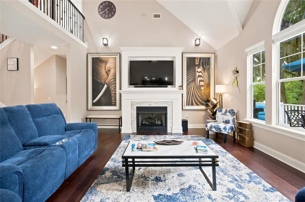 For Sale: $850,000 (4 beds, 3 baths, 3683 Square Feet)