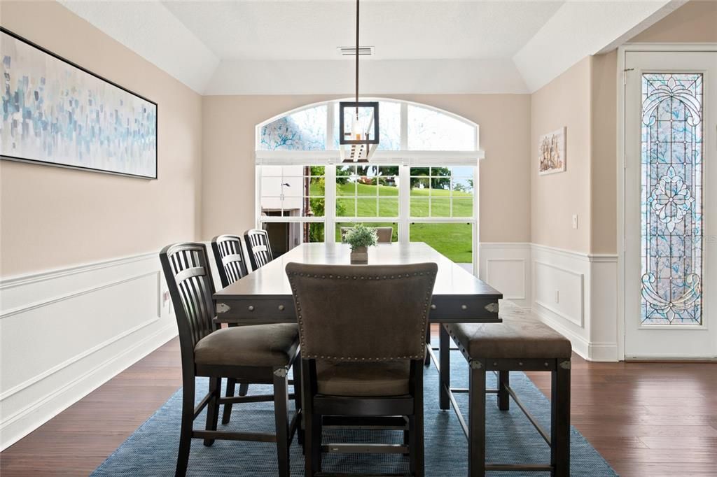 For Sale: $850,000 (4 beds, 3 baths, 3683 Square Feet)