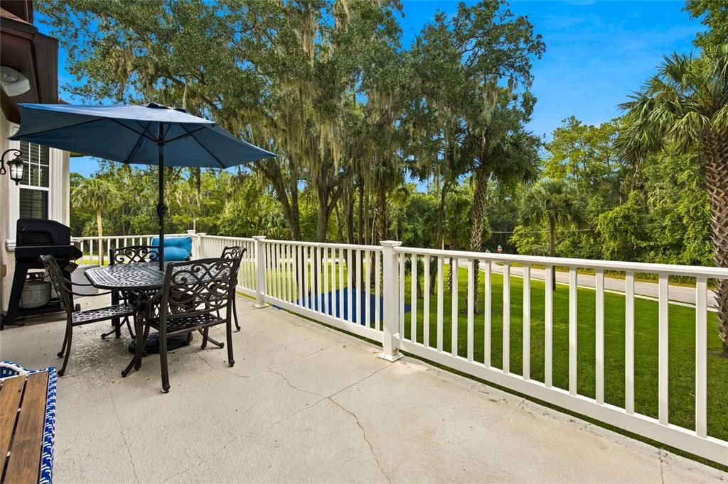 For Sale: $850,000 (4 beds, 3 baths, 3683 Square Feet)