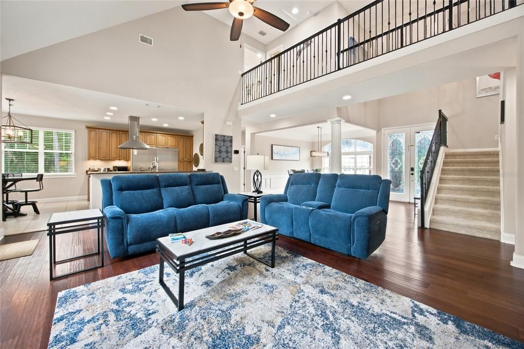 For Sale: $850,000 (4 beds, 3 baths, 3683 Square Feet)