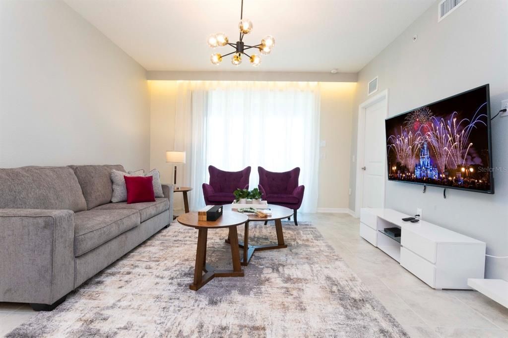 En Venta: $308,000 (2 camas, 2 baños, 1126 Pies cuadrados)