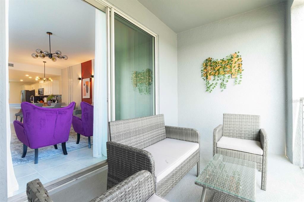 En Venta: $308,000 (2 camas, 2 baños, 1126 Pies cuadrados)