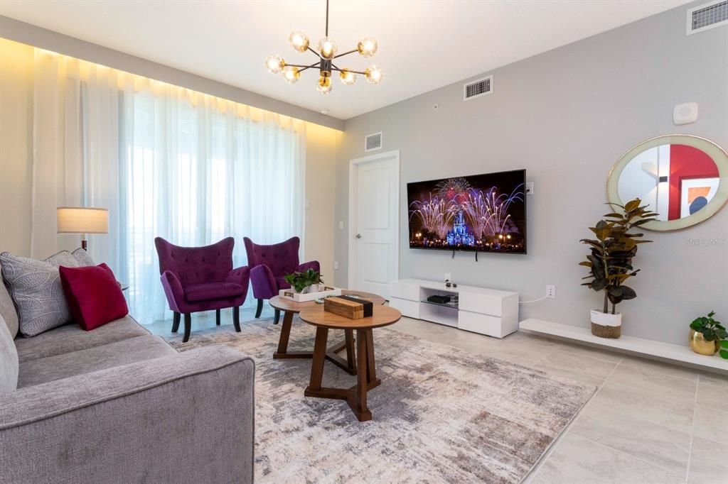 En Venta: $308,000 (2 camas, 2 baños, 1126 Pies cuadrados)