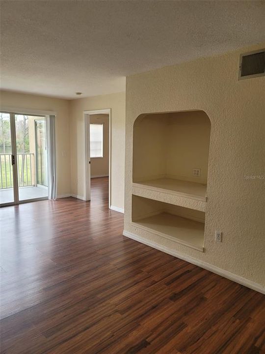 В аренду: $1,700 (2 спален, 2 ванн, 1020 Квадратных фут)