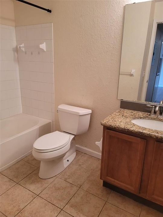В аренду: $1,700 (2 спален, 2 ванн, 1020 Квадратных фут)