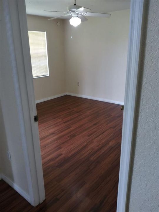 В аренду: $1,700 (2 спален, 2 ванн, 1020 Квадратных фут)